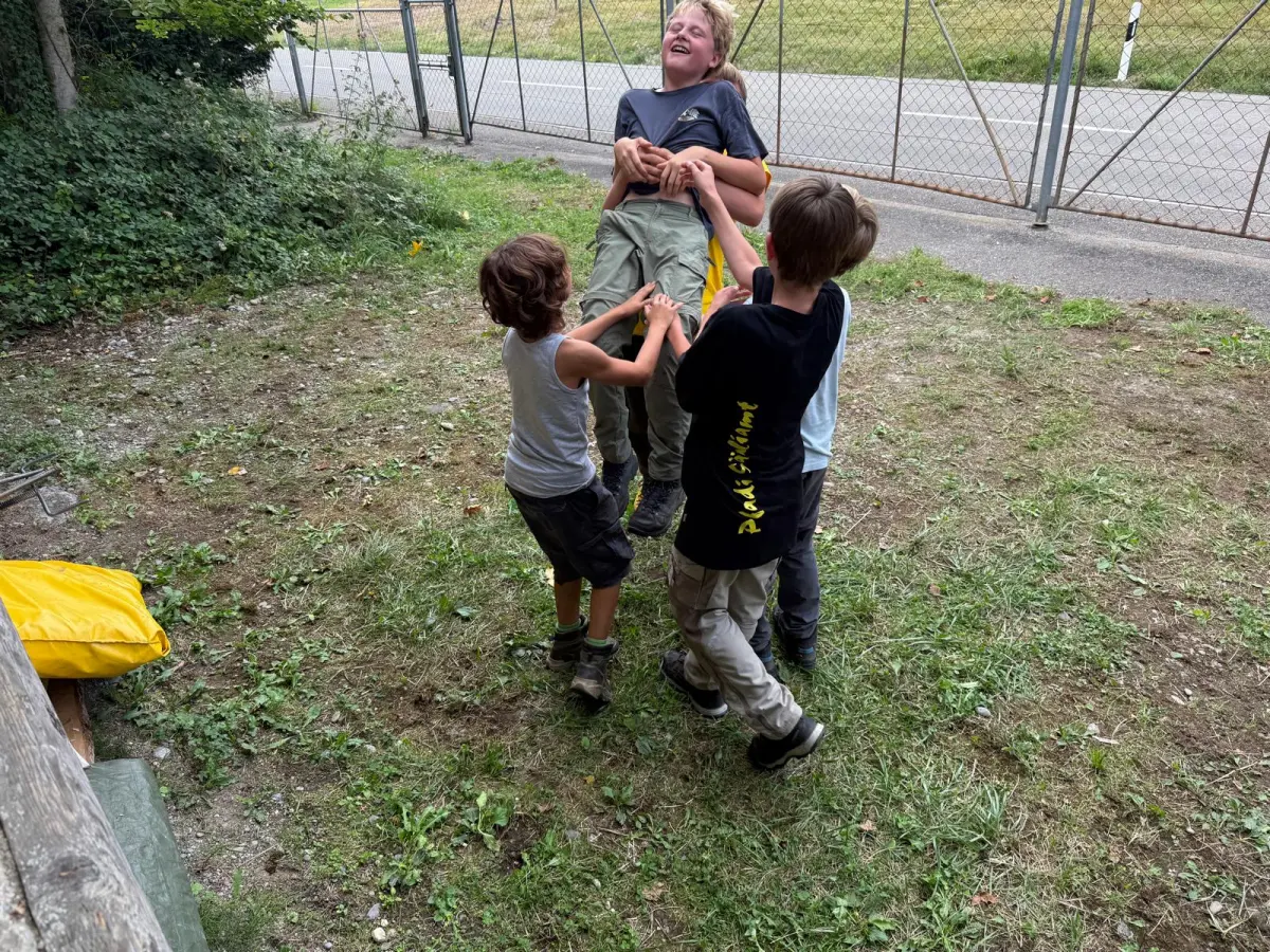 Eine lustige Runde Saubuldogge
